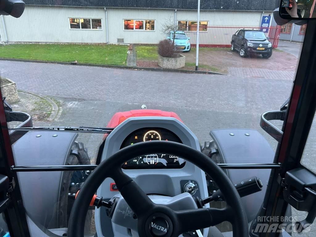 Valtra G125 Active Tractors