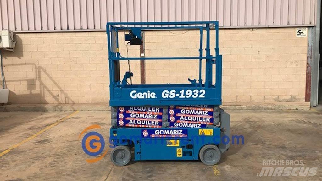 Genie GS 1932 Scissor Lifts