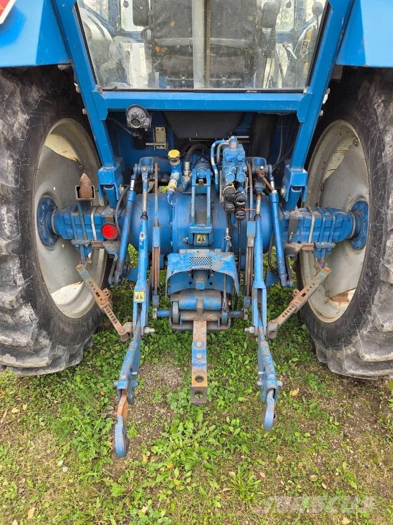 Ford 4610 Tractors