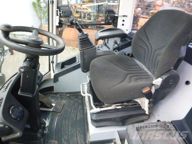 Liebherr L 507 Wheel Loaders