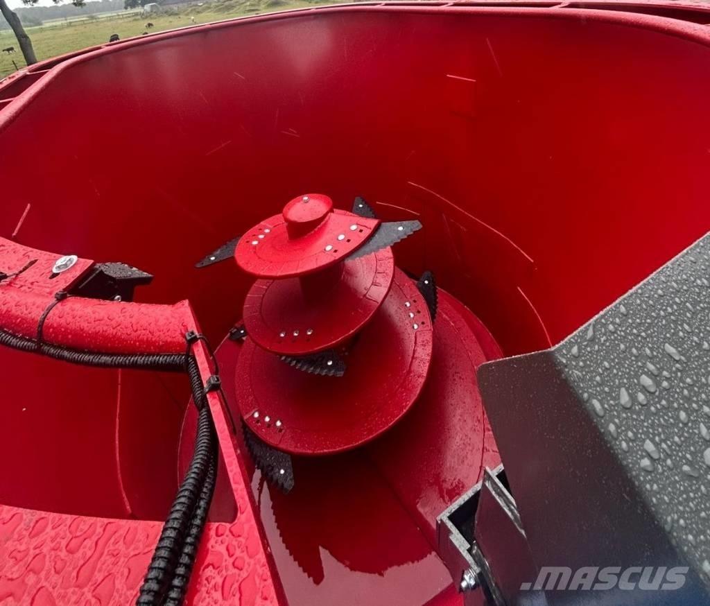 RMH Liberty 15 DEMO Mixer feeders