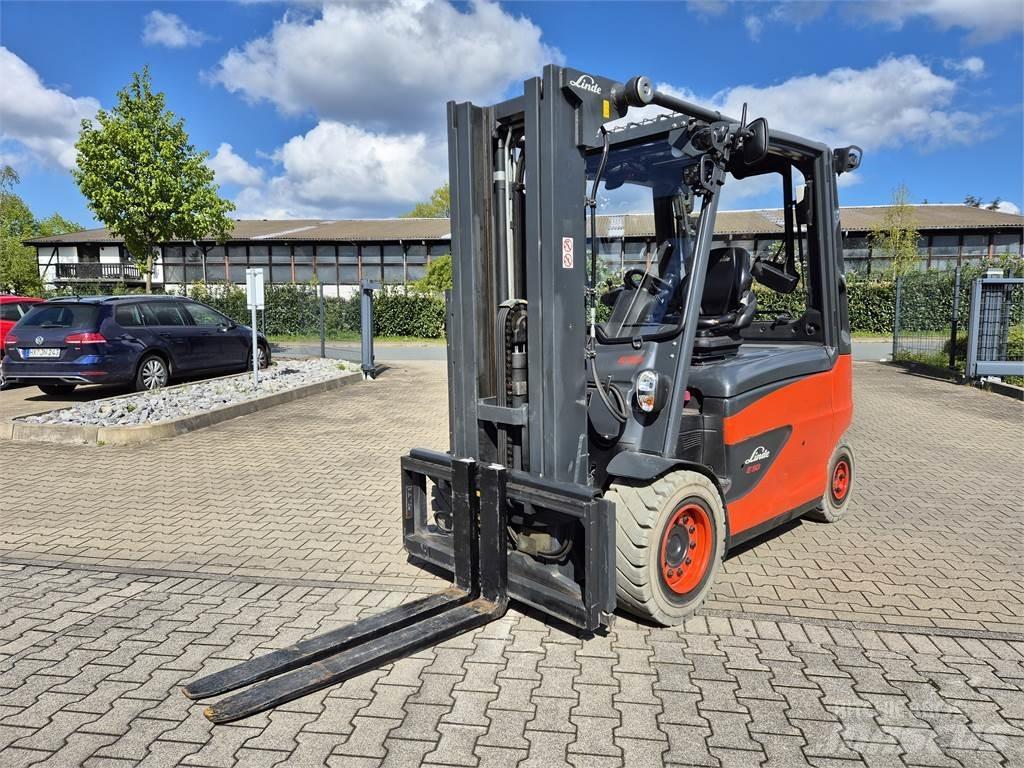 Linde E50HL-01 Electric Forklifts