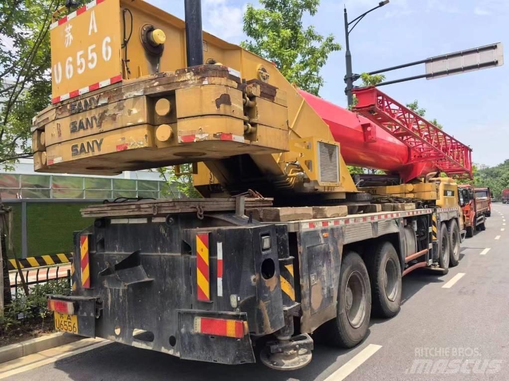 Sany STC 800 Mobile and all terrain cranes