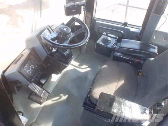 CAT 826G Landfill compactors
