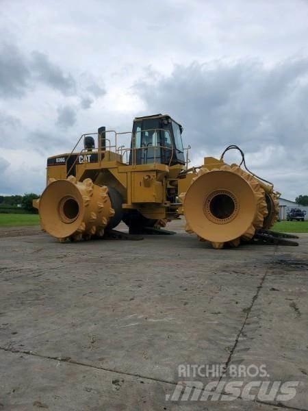 CAT 836G Landfill compactors
