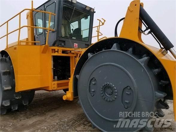 Terex TC550 Landfill compactors