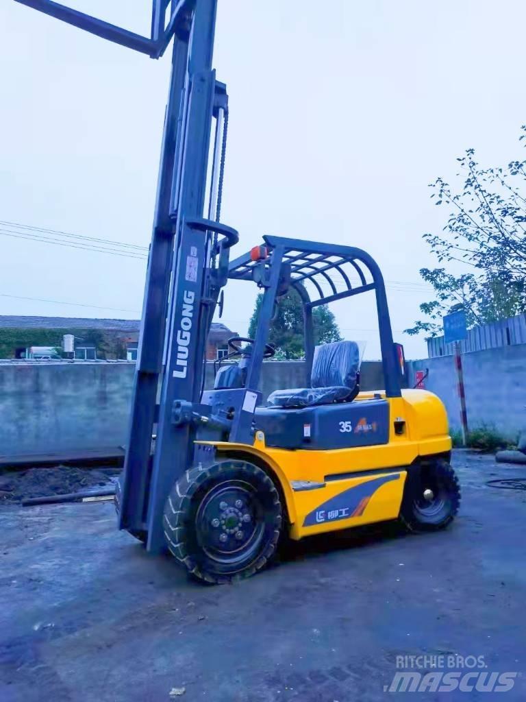 LiuGong CPC 35 Diesel Forklifts