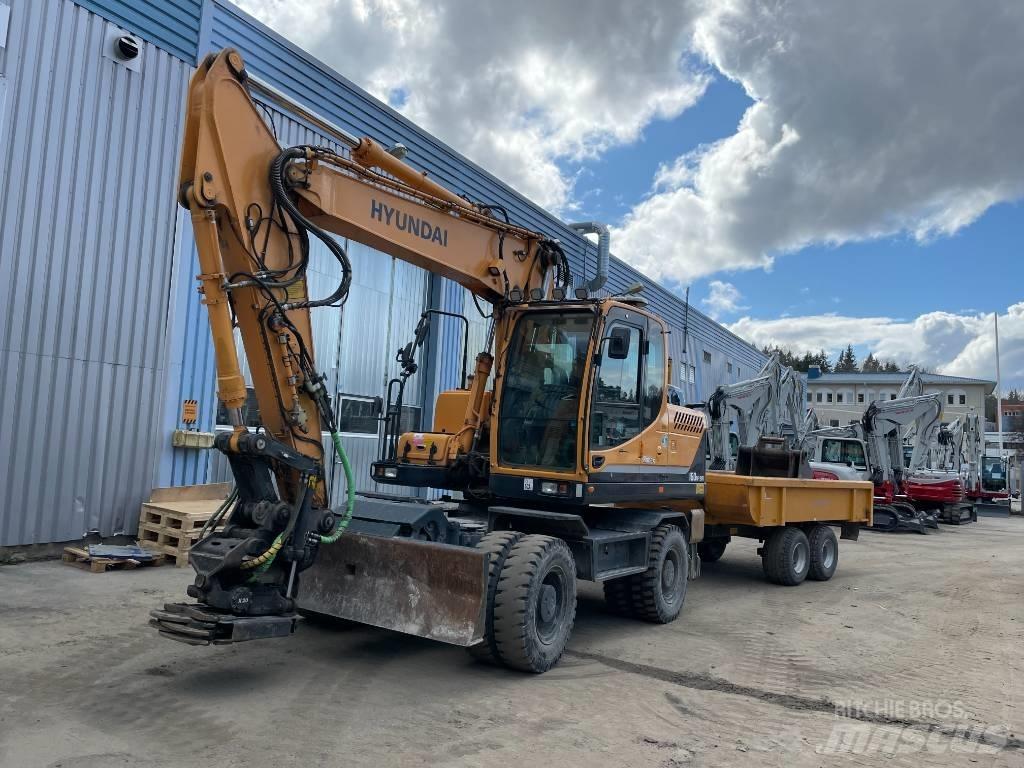 Hyundai 160W-9A Wheeled Excavators
