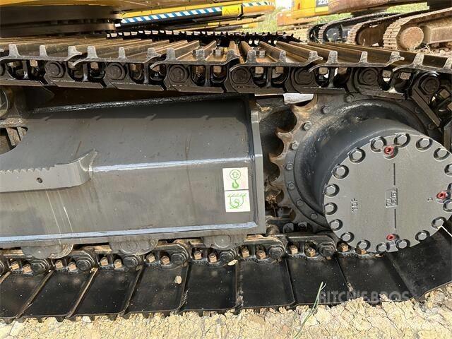 Komatsu PC 210-8 Crawler Excavators