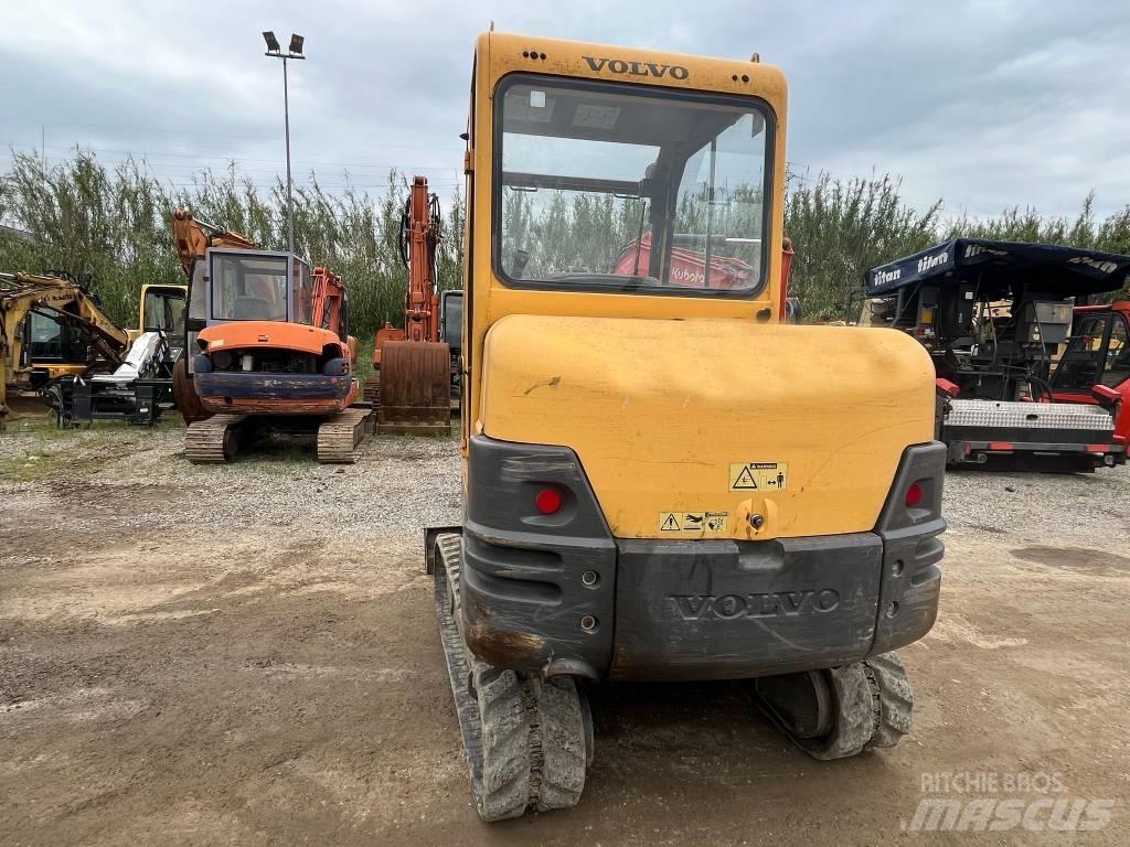 Volvo EC 25 Mini Excavators <7t (Mini Diggers)