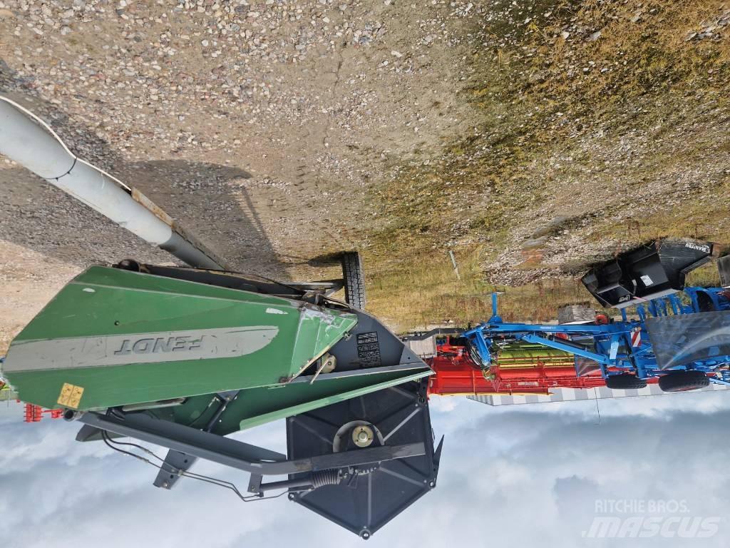 Fendt 8350 Combine Harvesters