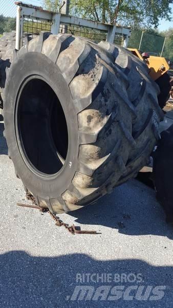  Pneus 16.9R30 Tires, wheels and rims