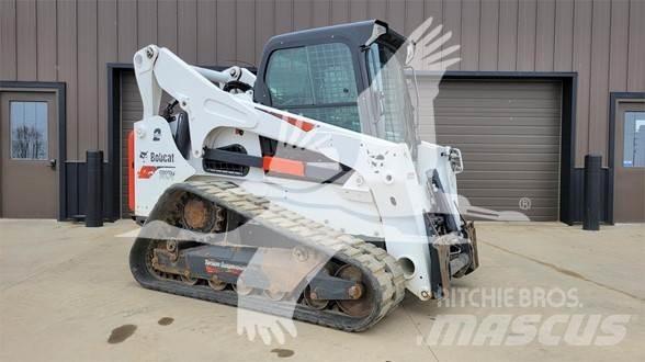 Bobcat T870 Skid Steer Loaders