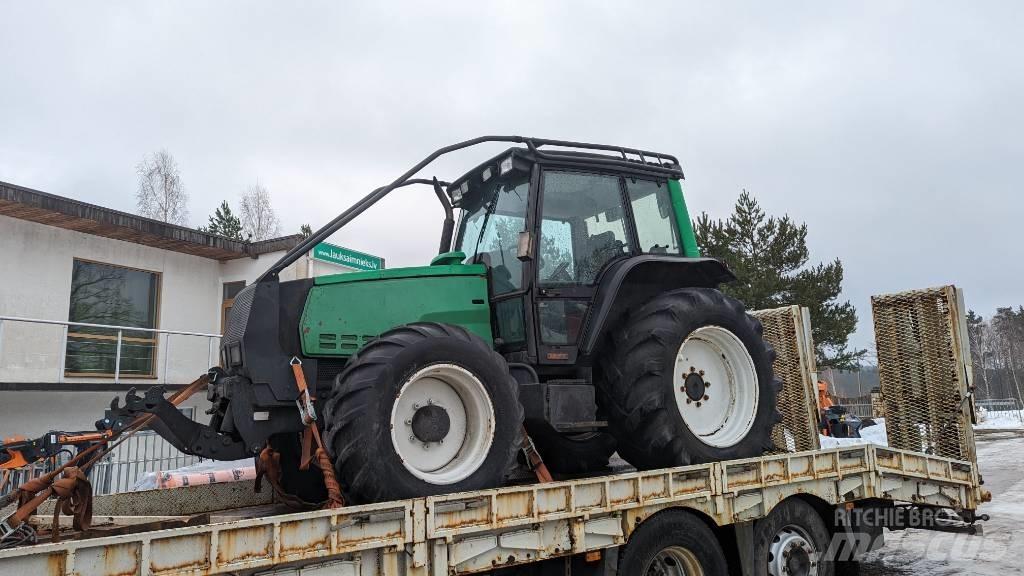 Valtra Loader Telehandlers for Agriculture