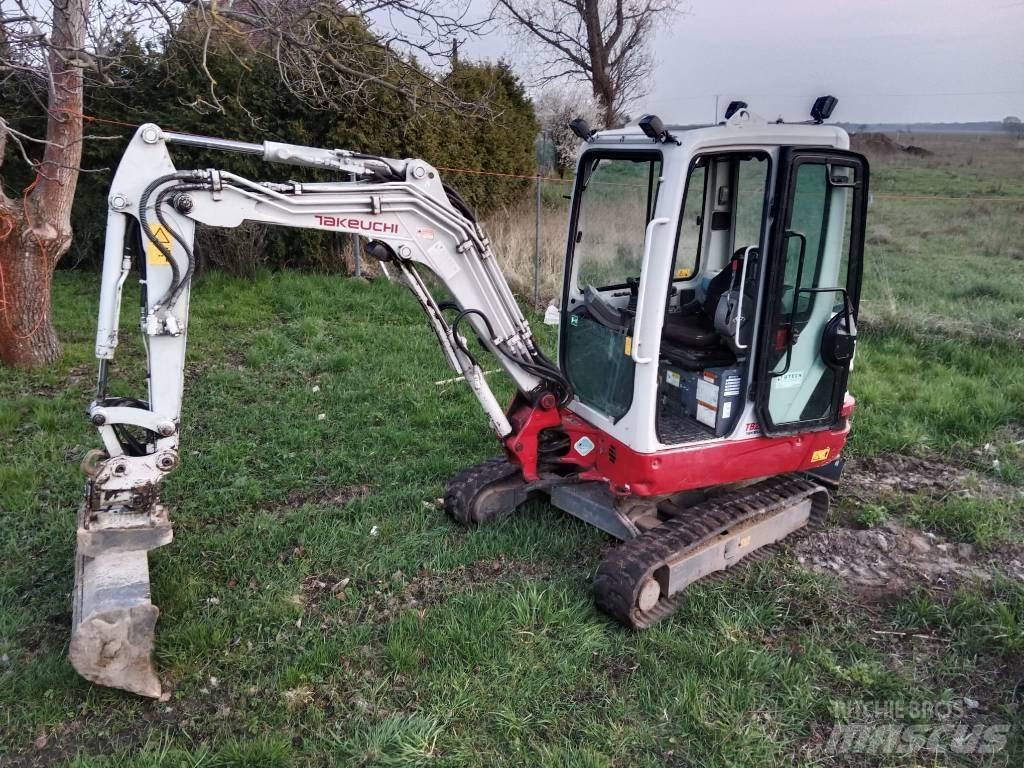 Takeuchi TB 225 Mini Excavators <7t (Mini Diggers)