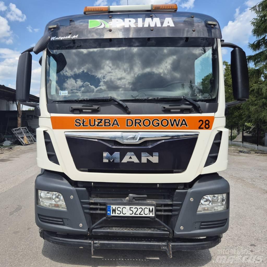 MAN TGS Conventional Trucks / Tractor Trucks
