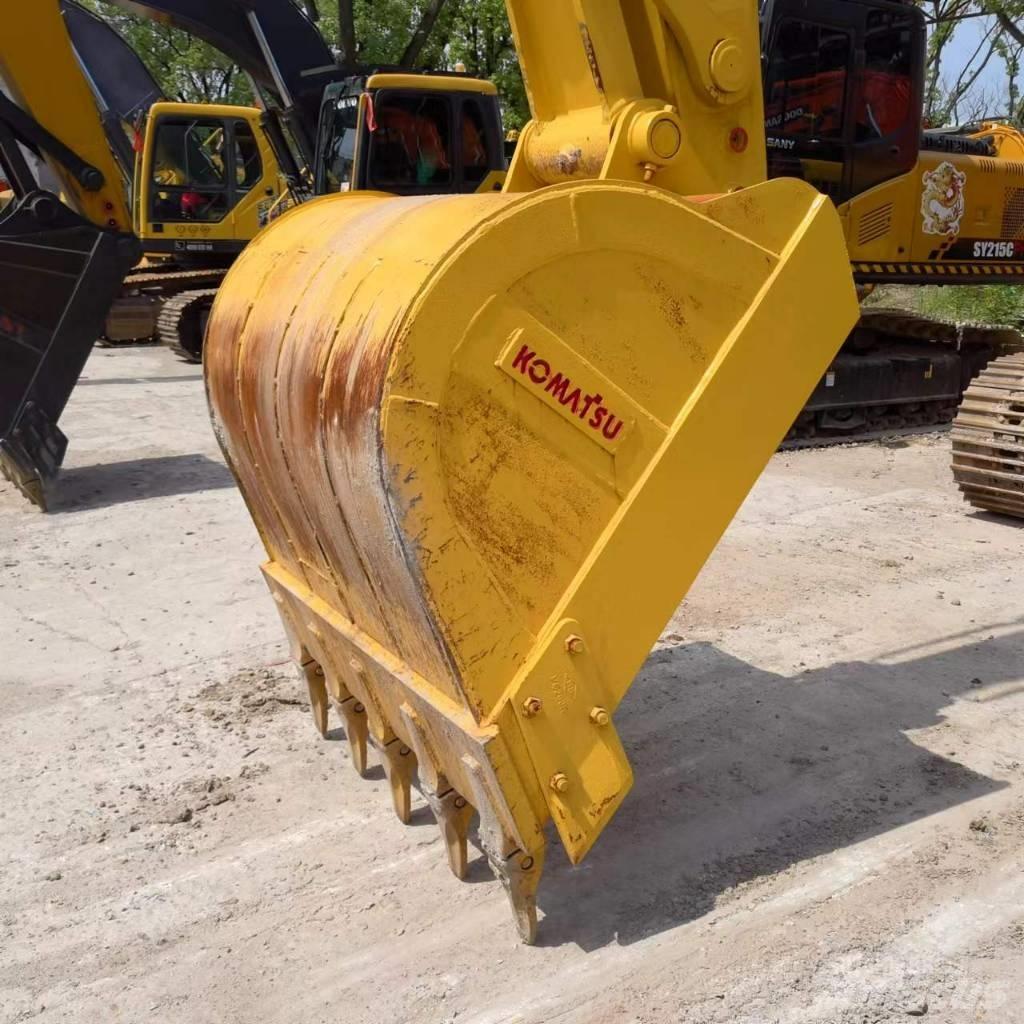 Komatsu PC 220-8/ Crawler Excavators