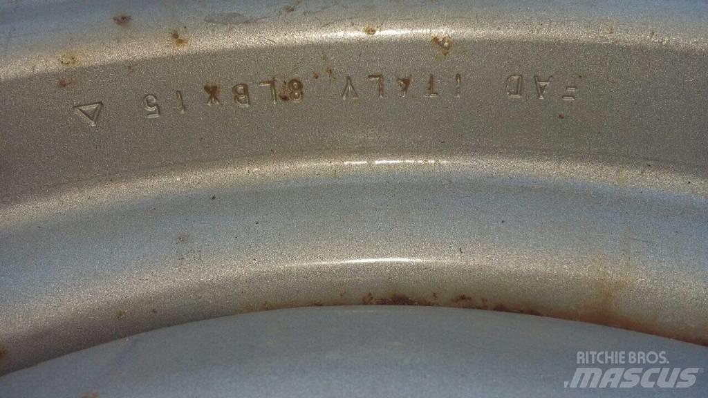 Bobcat 27X10.50-15 Tires, wheels and rims