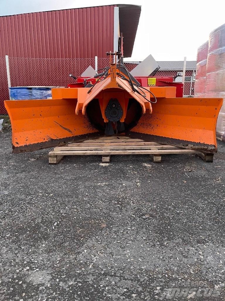  BKMachine Sb 270 Snow Blowers