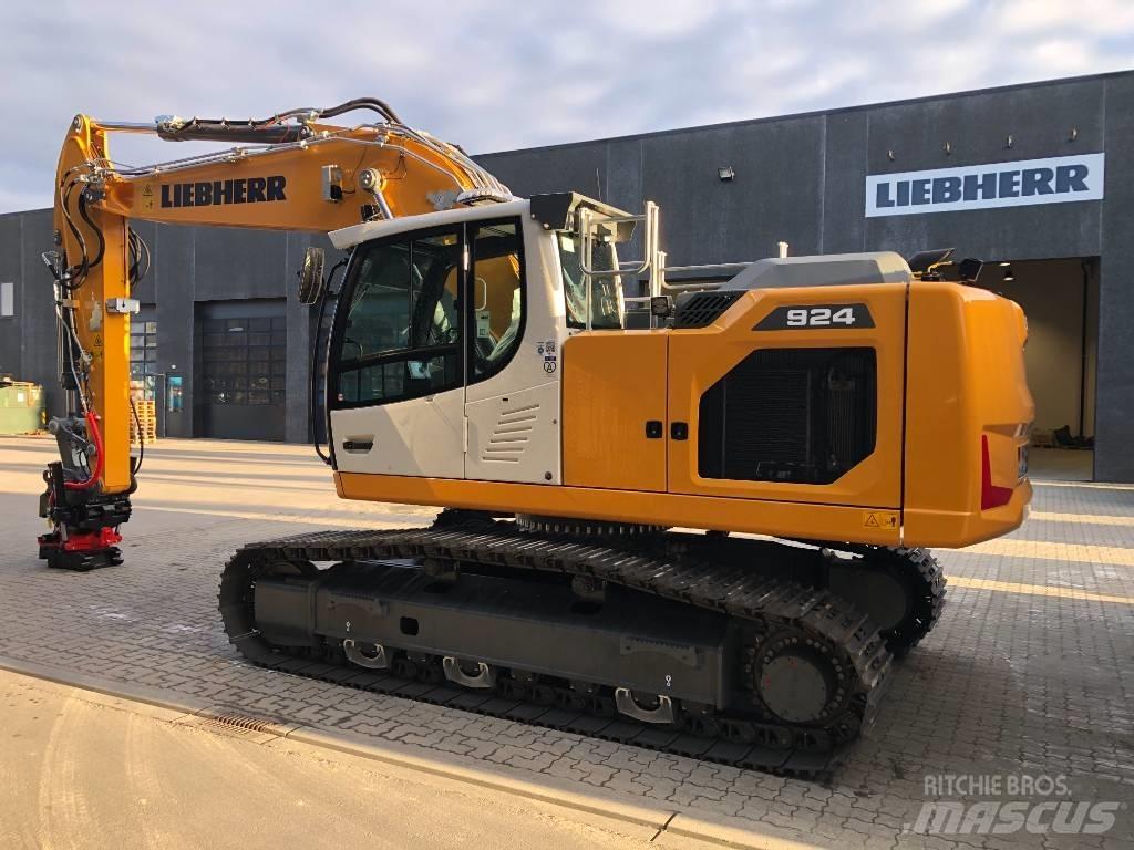 Liebherr R924G8 Crawler Excavators