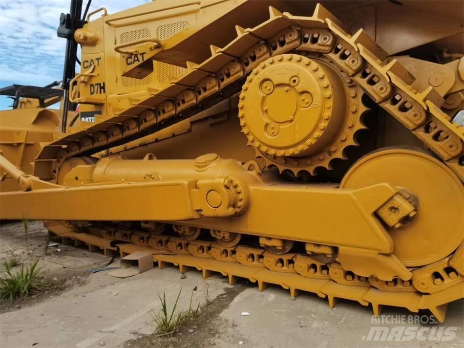 CAT D 7H Crawler dozers