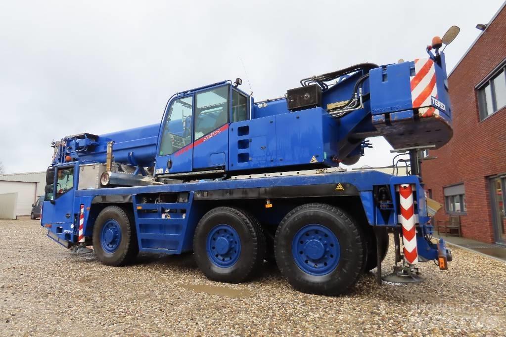 Terex Demag AC 50-1 Mobile and all terrain cranes
