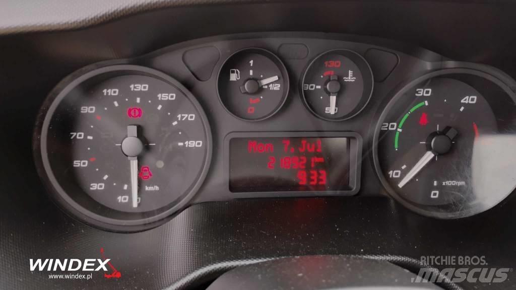 Iveco 40C21 Tractor Units