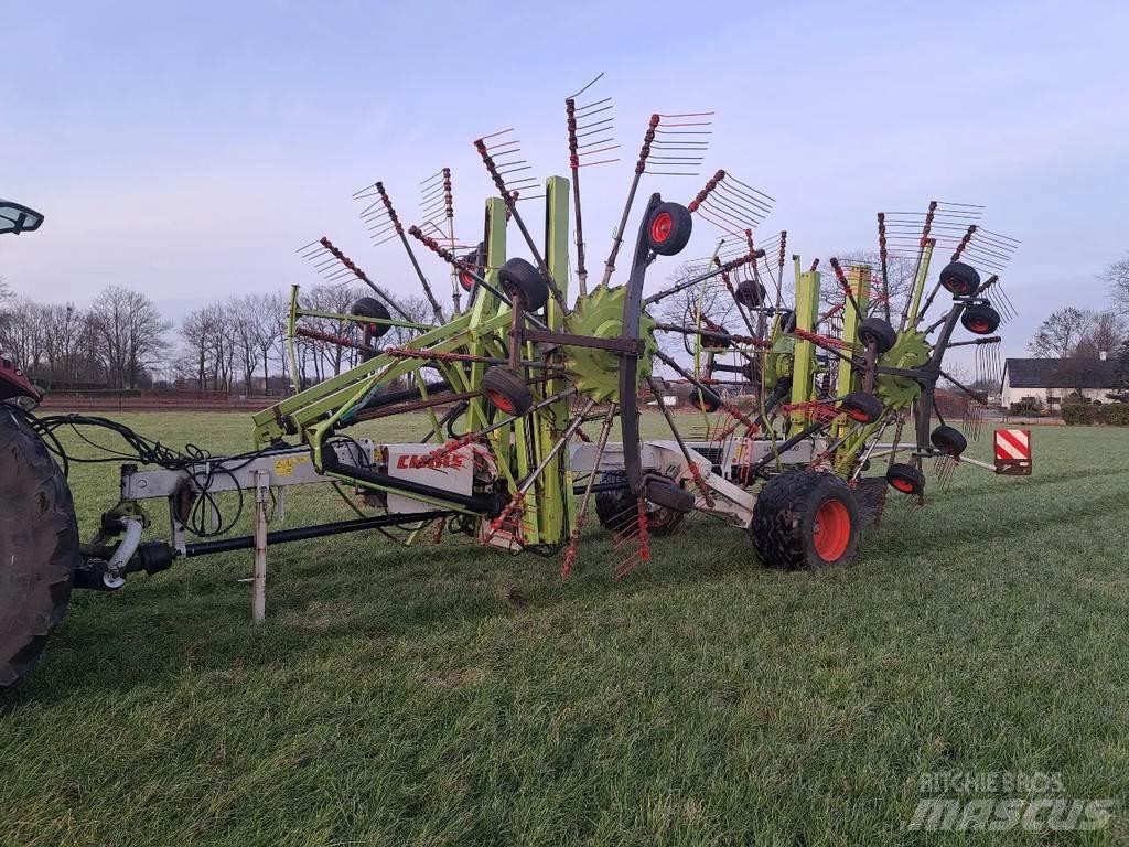 CLAAS Liner 4000 Swathers \ Windrowers