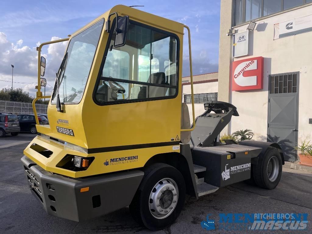 Terberg YT182 Shunt Trucks