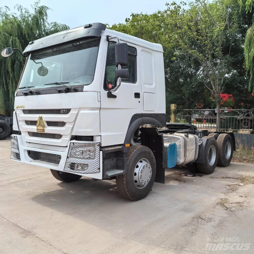 Howo 371 Conventional Trucks / Tractor Trucks