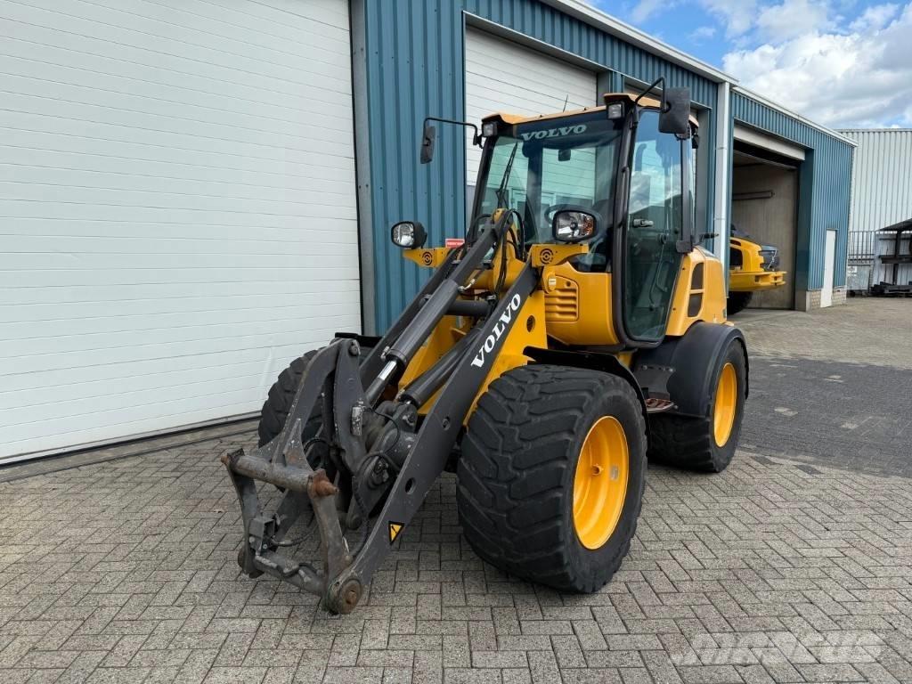 Volvo L 25 F Wheel Loaders