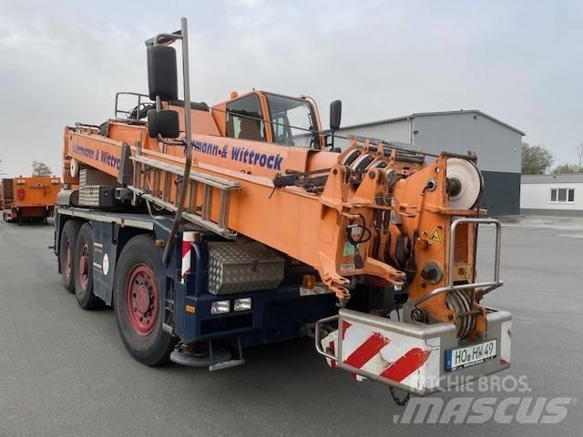 Terex Demag AC 40-1 Mobile and all terrain cranes