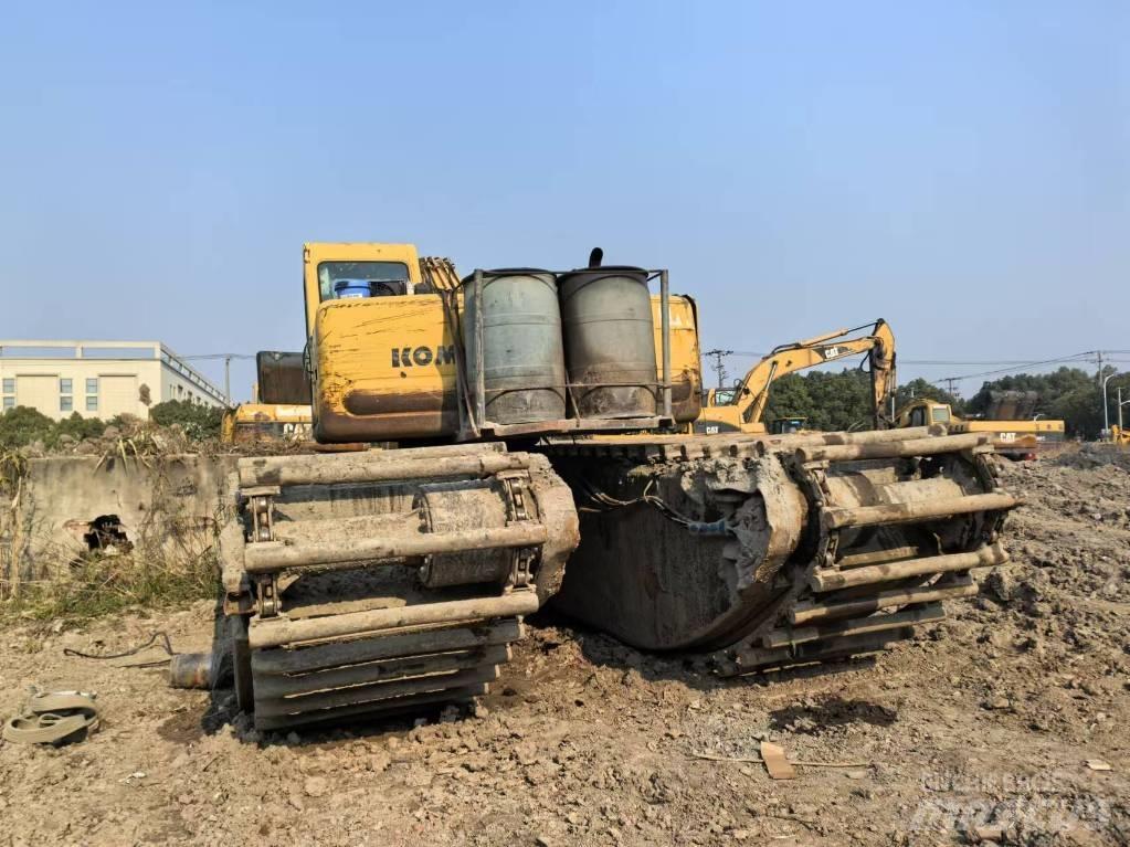 Komatsu PC 200-6 Amphibious Excavators