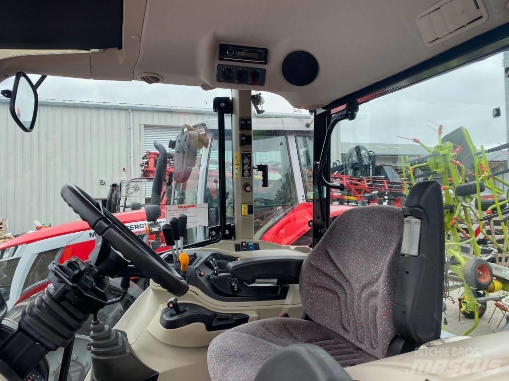 Massey Ferguson 5711 Tractors