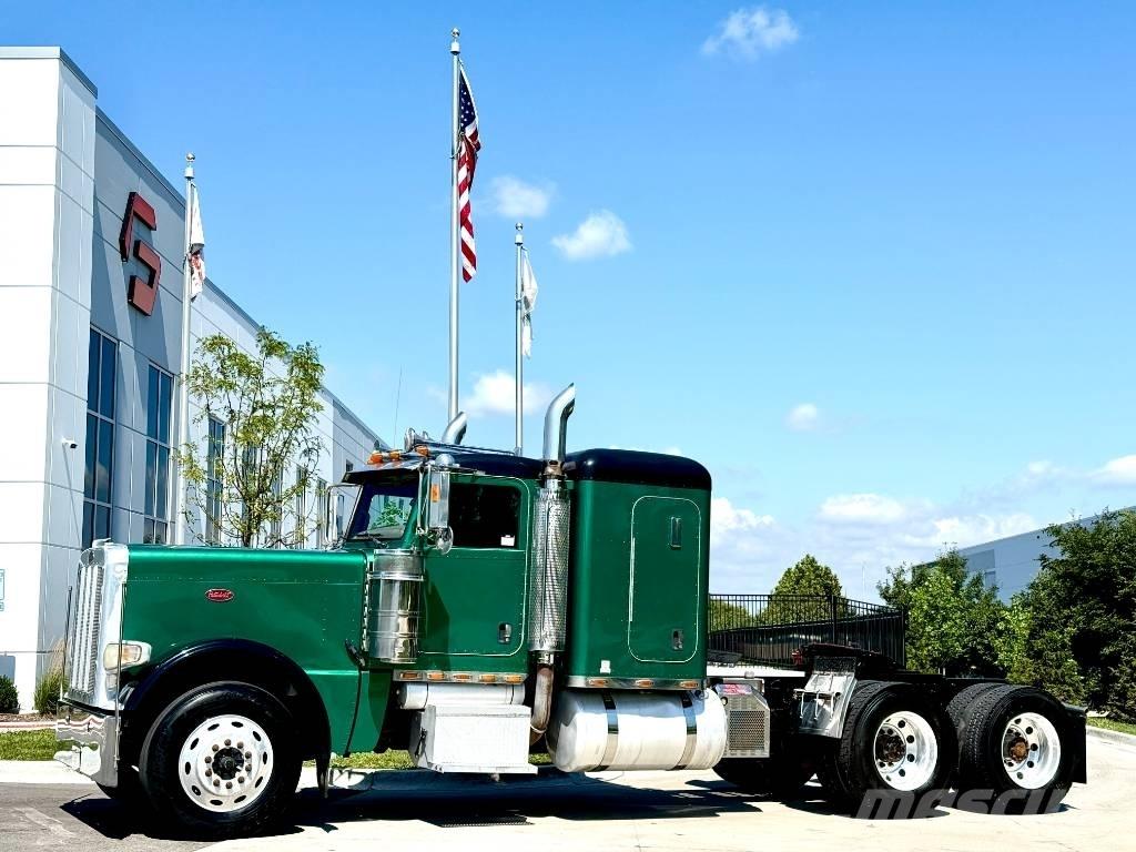 Peterbilt 389 Conventional Trucks / Tractor Trucks