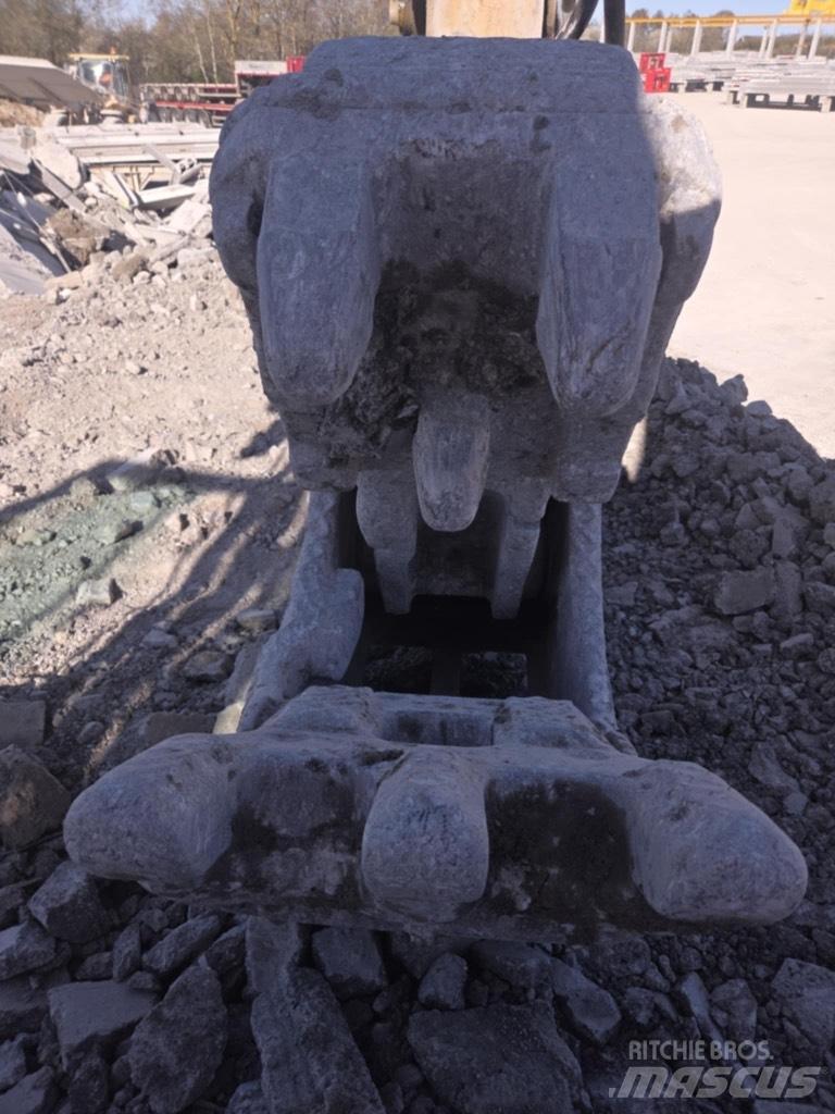 NPK G 18 J Pulveriser  (Demolition Crusher ) 