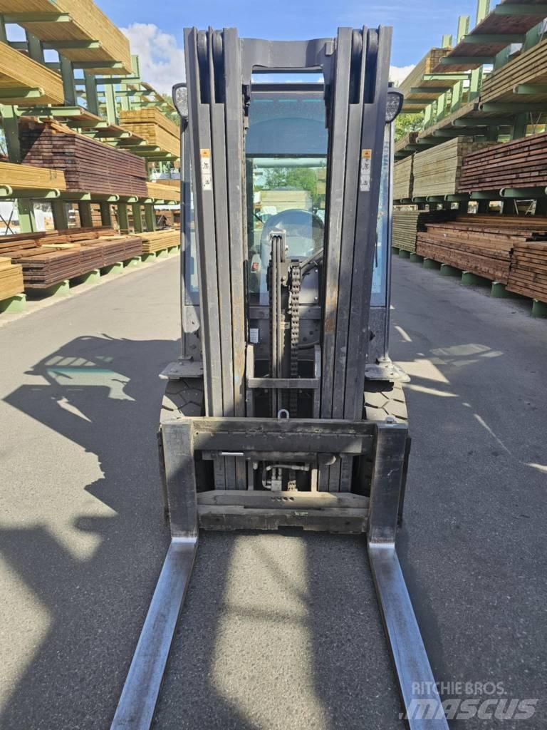 Daewoo Doosan D35C - 7 Diesel Forklifts