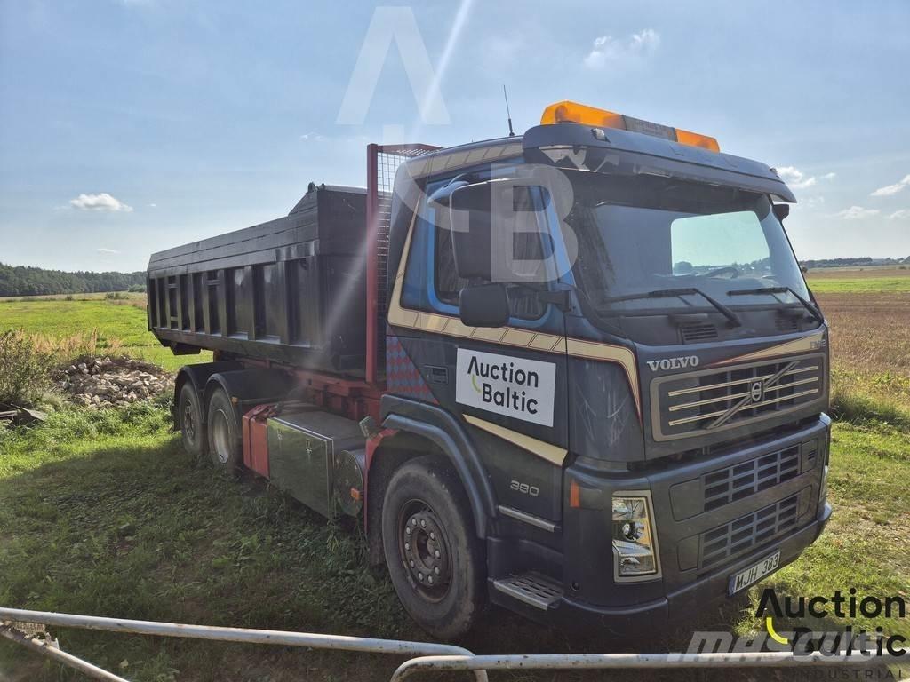 Volvo FM12 Dump Trucks
