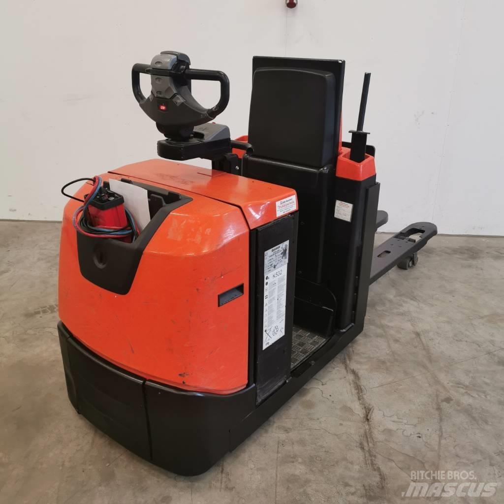 BT OSE 250 P Low lift order picker
