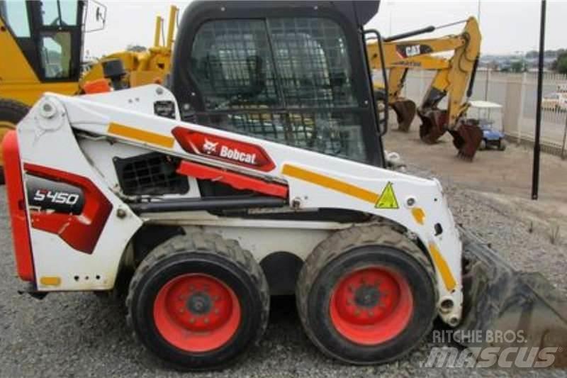 Bobcat S450B Other Trucks