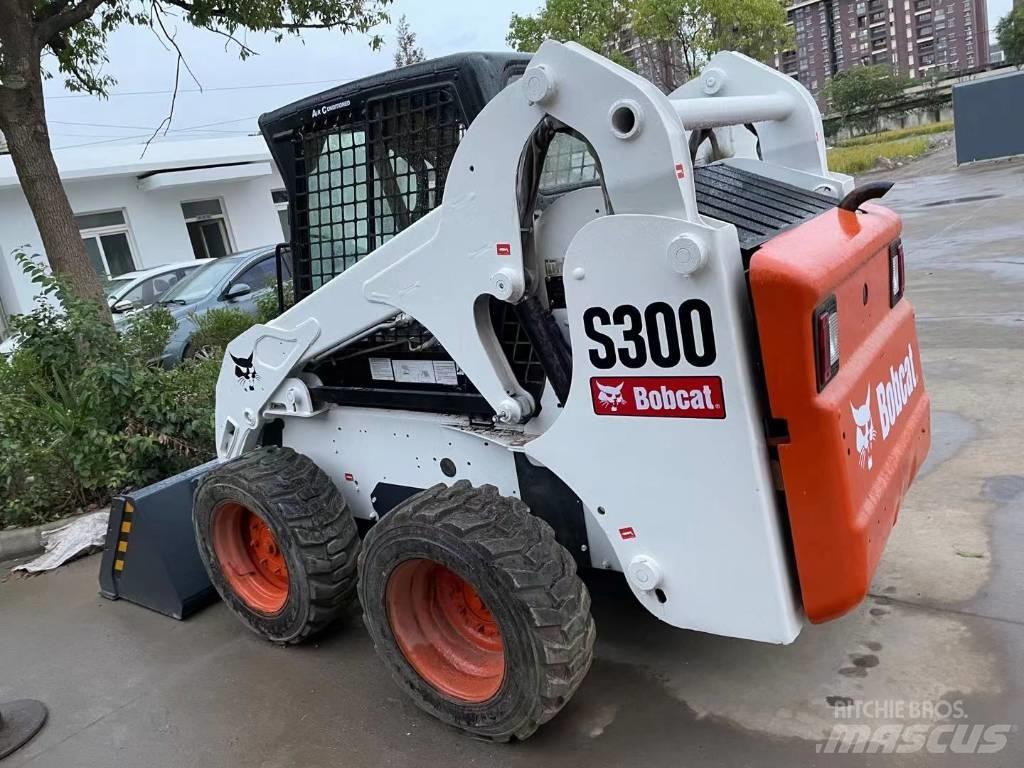Bobcat S 300 Skid Steer Loaders