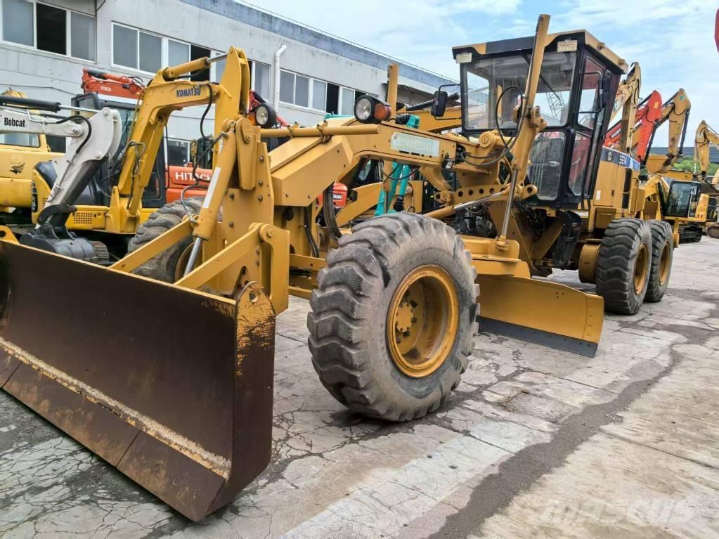 SEM 919 Motor Graders