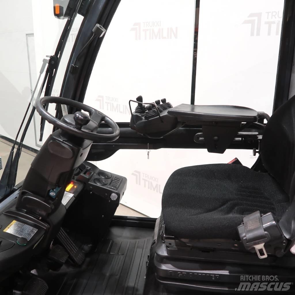 Toyota 52-8FDF25 Diesel Forklifts