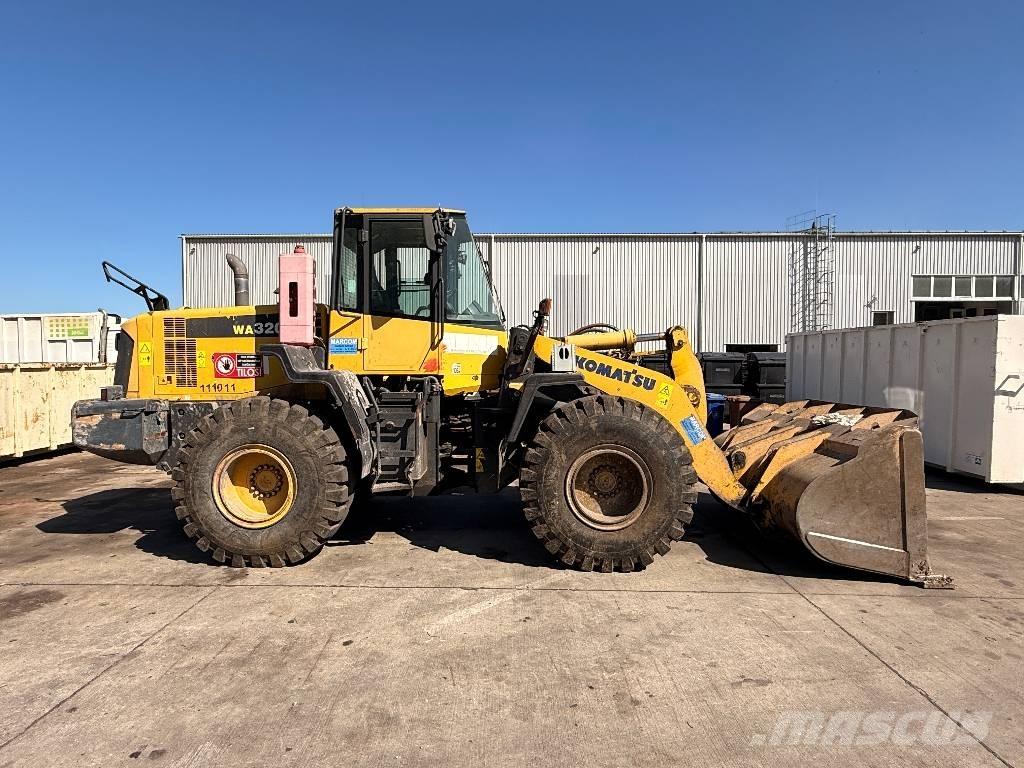 Komatsu WA 320-6 Wheel Loaders