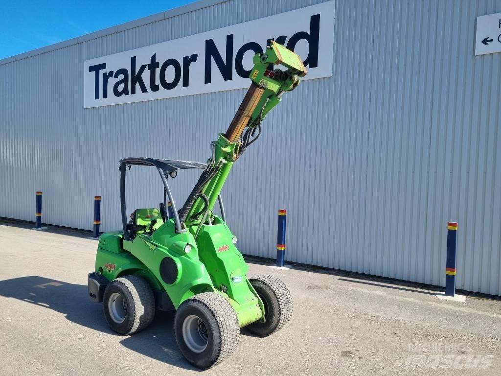 Avant 528 Mini Loader