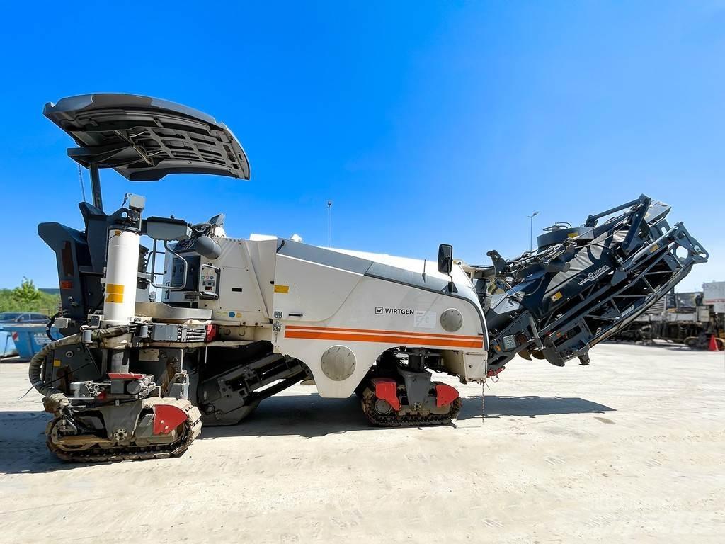 Wirtgen W 100 FI Asphalt cold milling machines