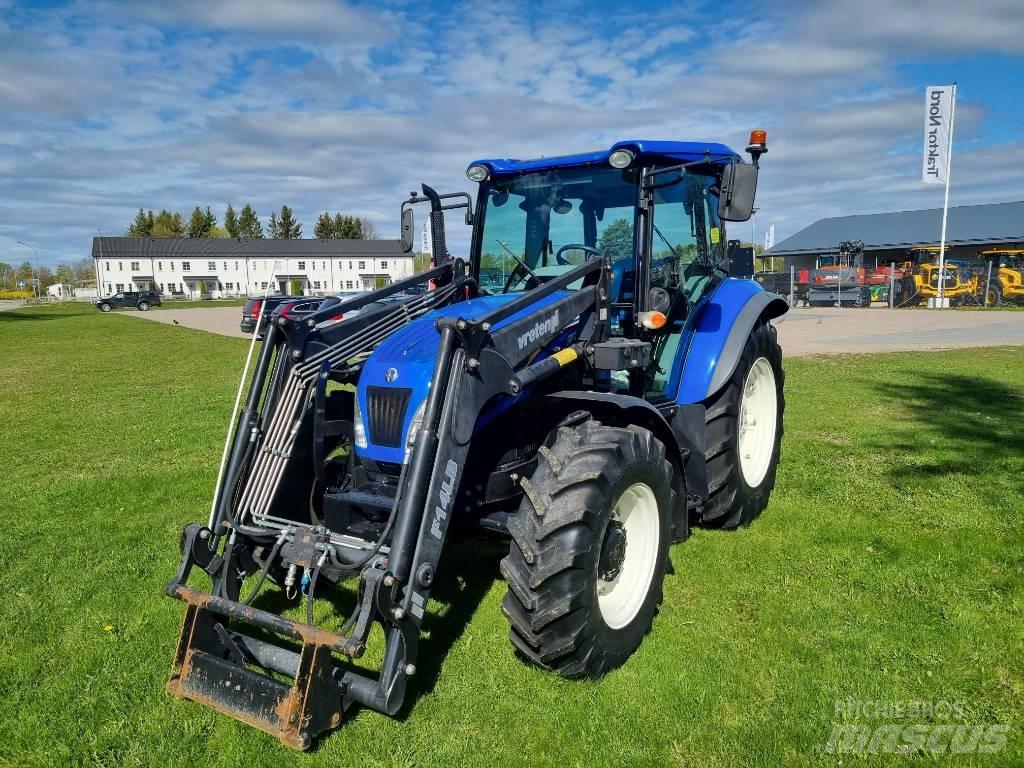 New Holland TD 5.85 Tractors