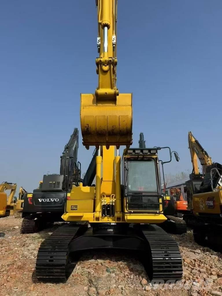 Komatsu PC 220-8 Crawler Excavators