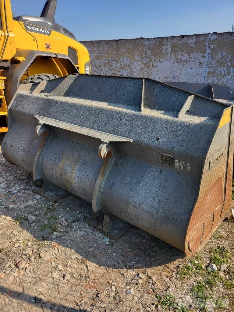 Volvo L 120 H Wheel Loaders