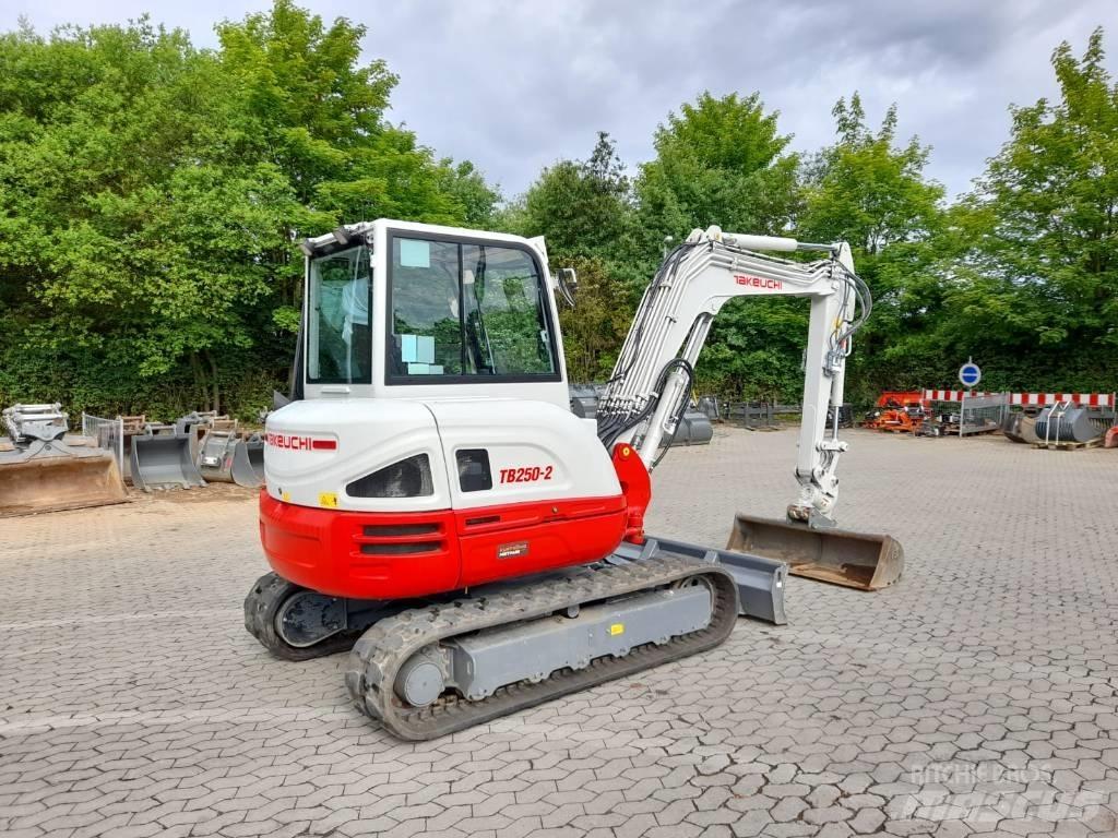 Takeuchi TB 250-2 Mini Excavators <7t (Mini Diggers)